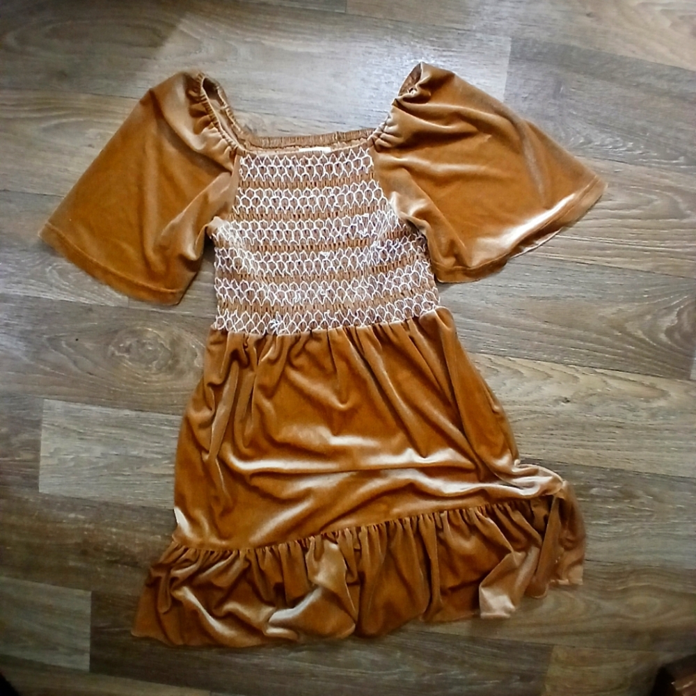 Chelsea and violet velvet dress size medium girls